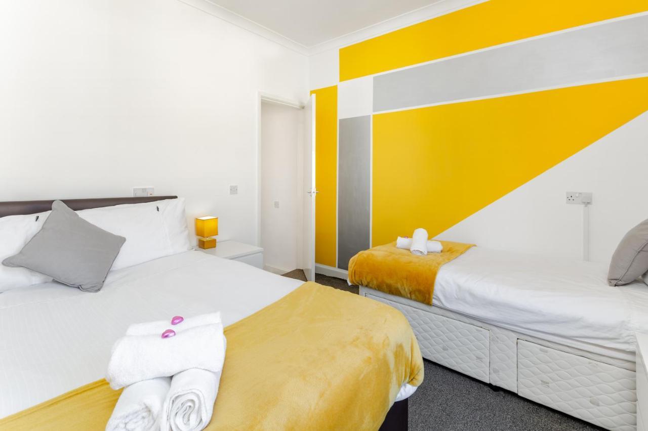 Cosy Anfield Guesthouse - Free Parking Liverpool Exteriör bild